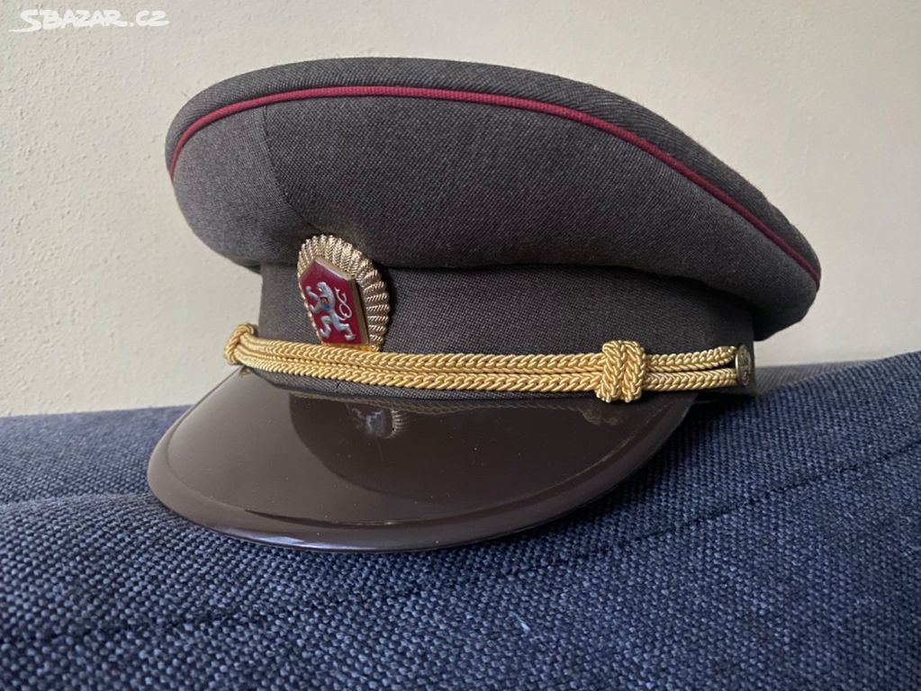 Brigadýrka ČSLA vel. 58 - vojenská čepice
