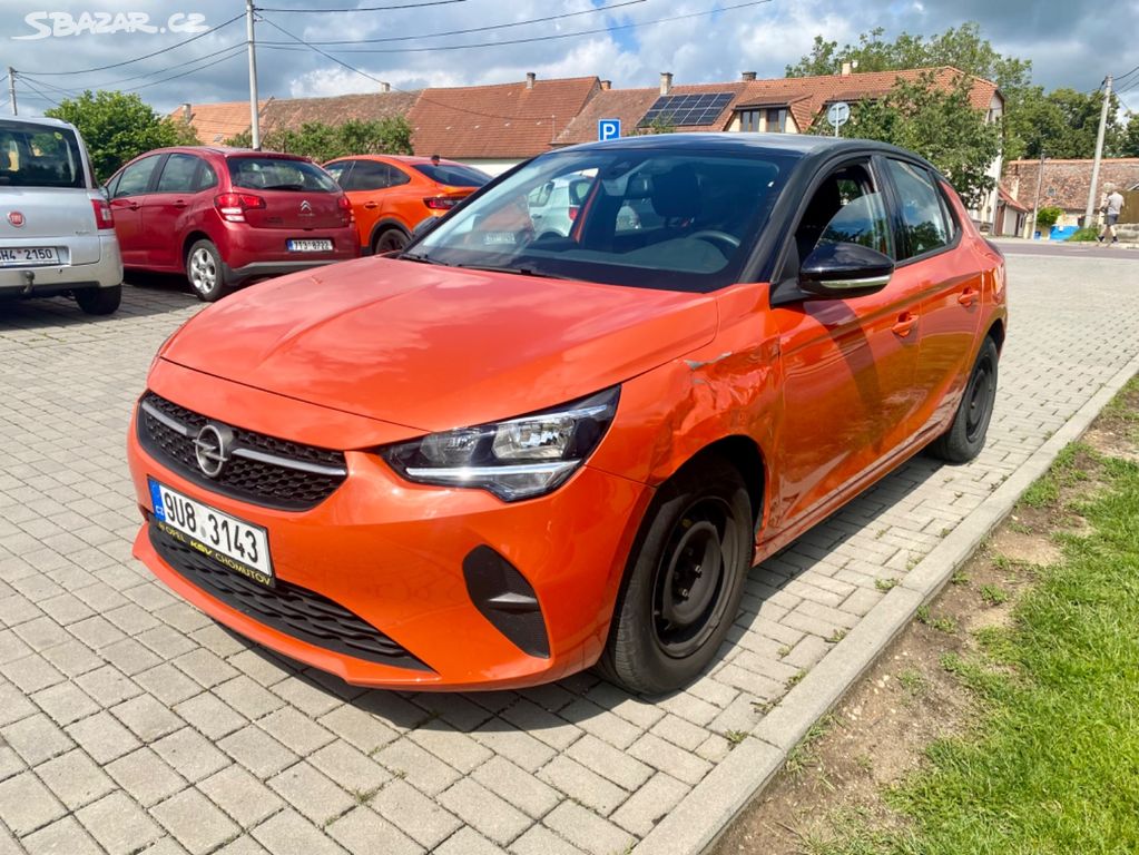Opel Corsa 1.2 55kw 2/2020 Koupeno ČR / 31000km