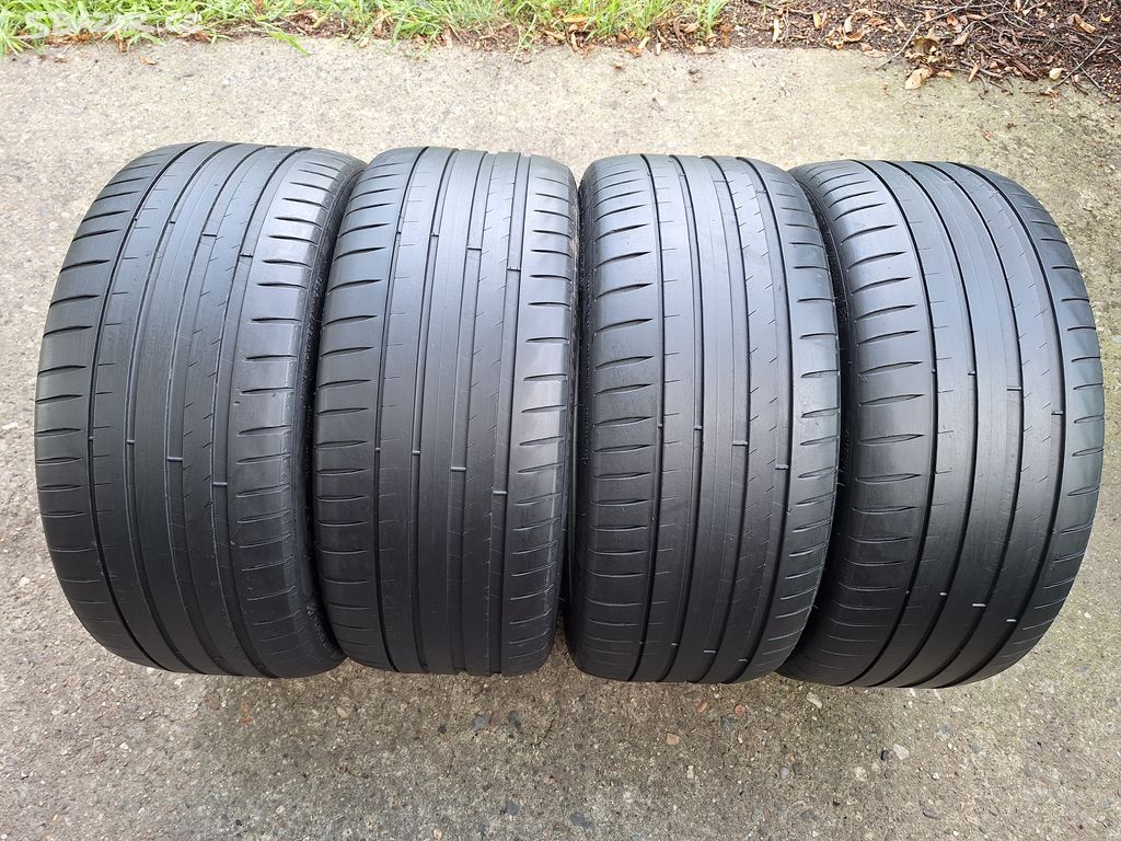 235 40 19 letní pneu R19 Michelin ZR19