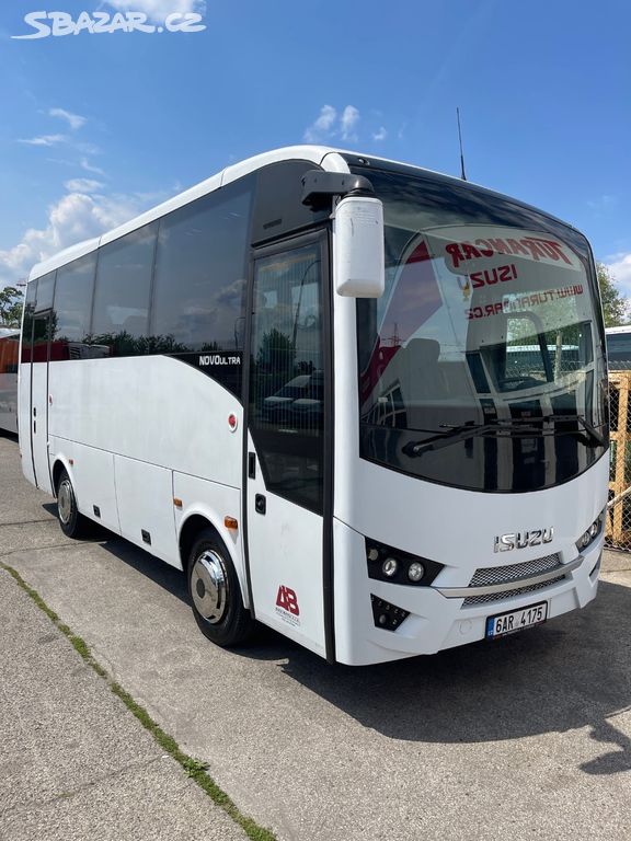 Autobus ISUZU NOVO ULTRA Euro 6 29 míst