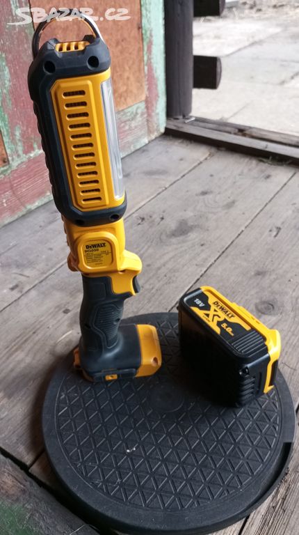 DeWALT Svítilna s baterií