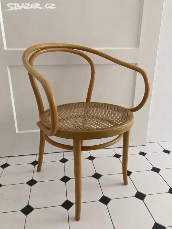 dve kresla Thonet 30