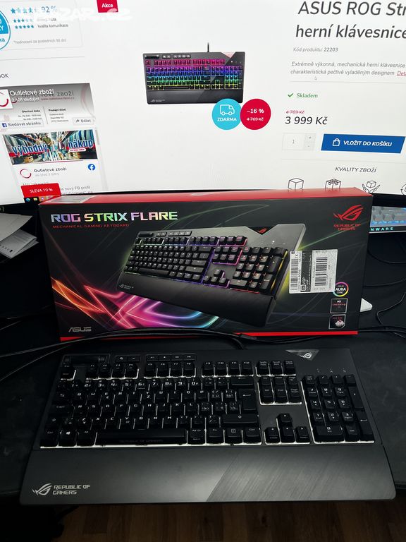 Klávesnice ASUS Rog Strix Flare