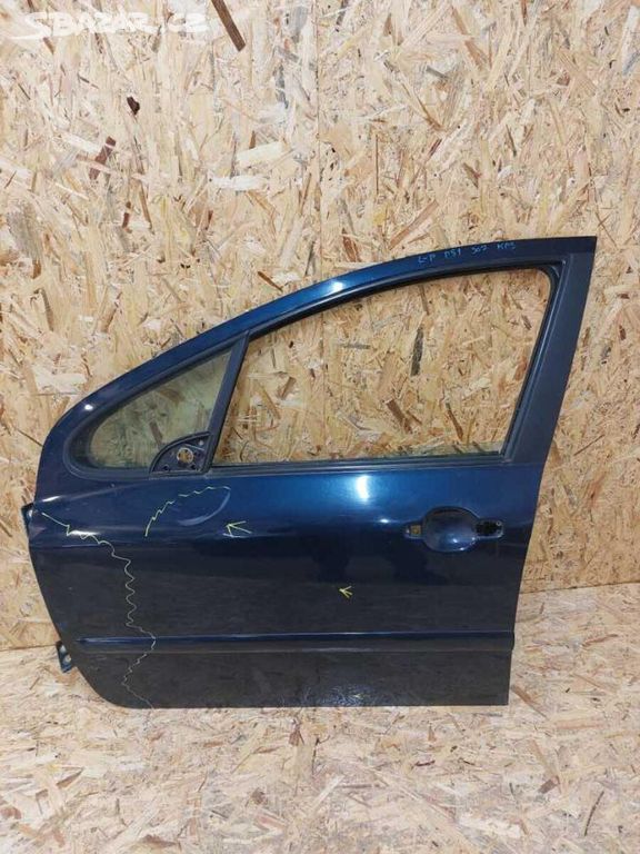 Dveře levé přední Peugeot 307 Modrá KPS poškozené
