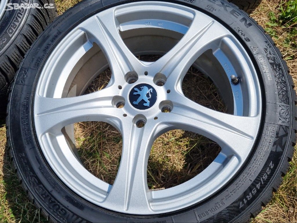 Zimní sada 17" 5x108 Peugeot 308 pneu 225/45/17