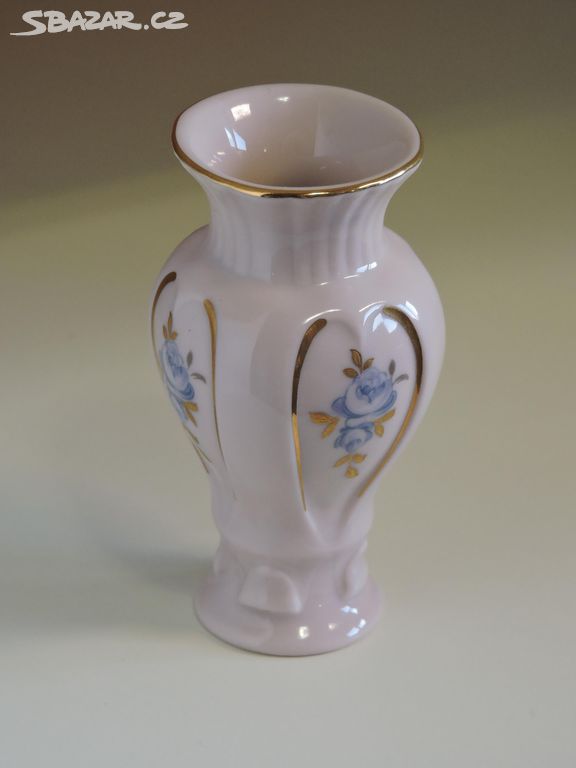 Vázička z růžového porcelánu H&C