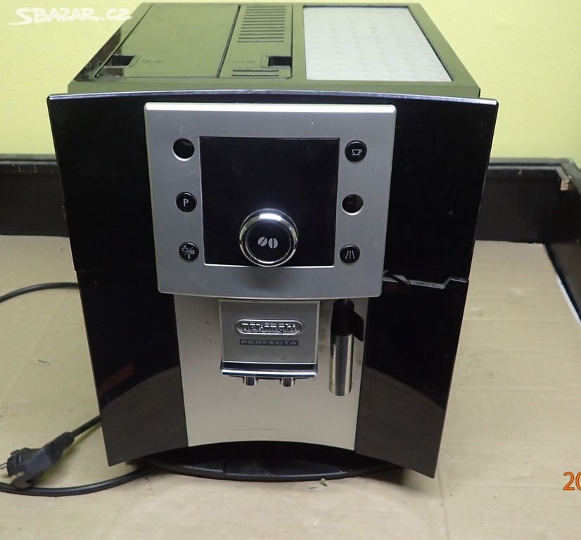 Kávovar Delonghi ESAM 5400 Perfecta čti