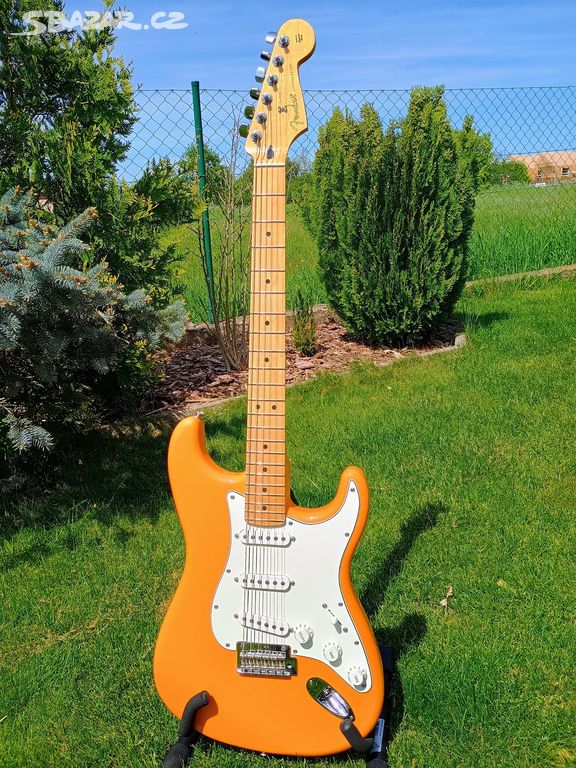 Fender Player Series Stratocaster MN Capri Orange