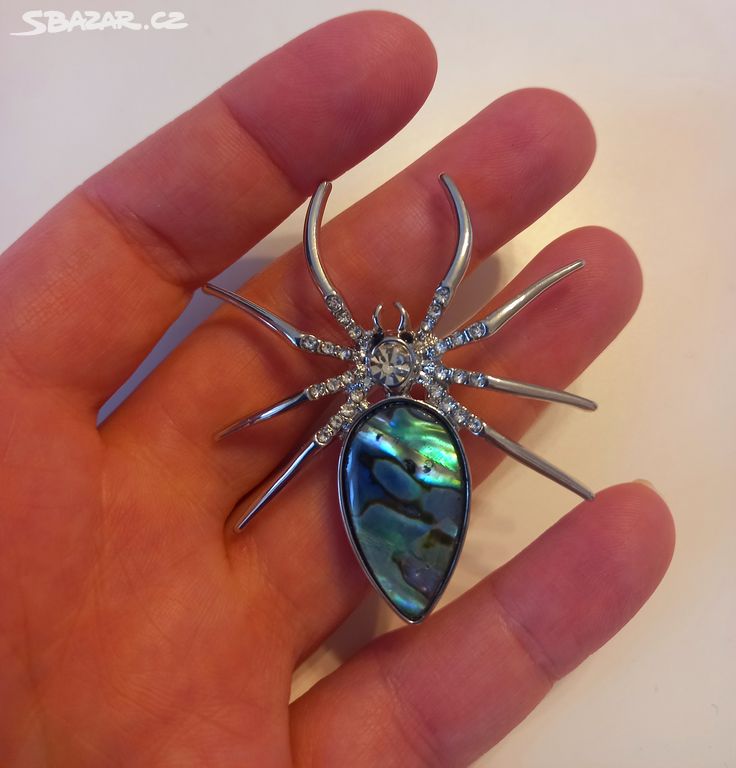 Luxusní velká brož - pavouk s perletí