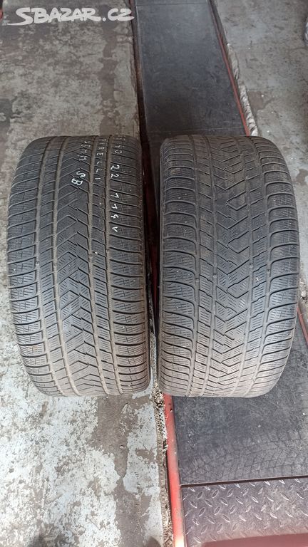 Zimní pneumatiky 325 40 22 114V Pirelli