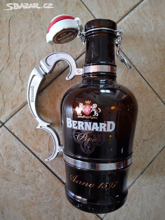 Flaška velká od piva Bernard