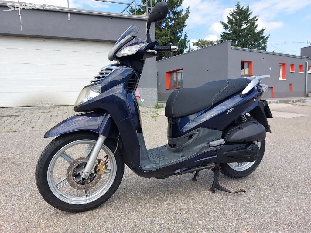 SYM SYMPHONY EVO 125 , 2011, NAJ. 19700 PO SERVISU