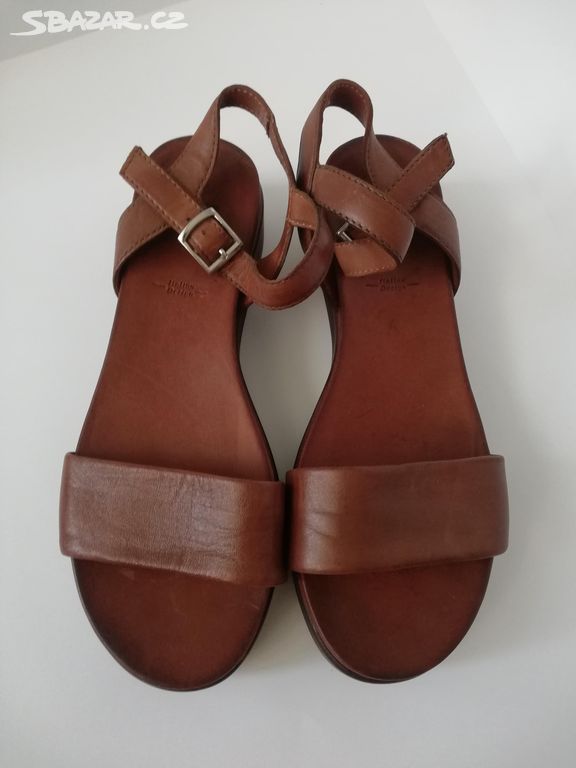 Dámské kožené sandály Baťa vel. 37