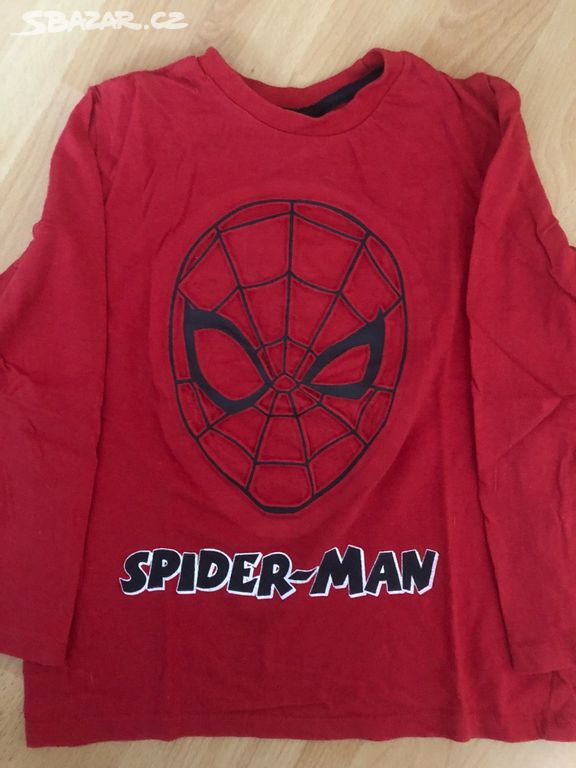 Tričko s plastickou maskou Spidermana