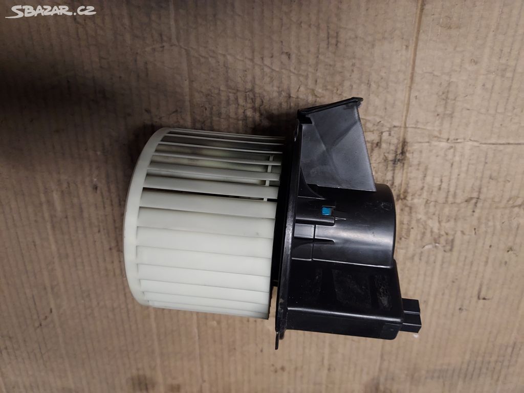 ventilátor topení Peugeot 307