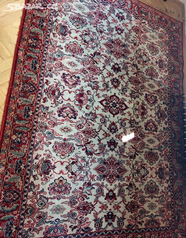 Perský koberec 240x165 cm