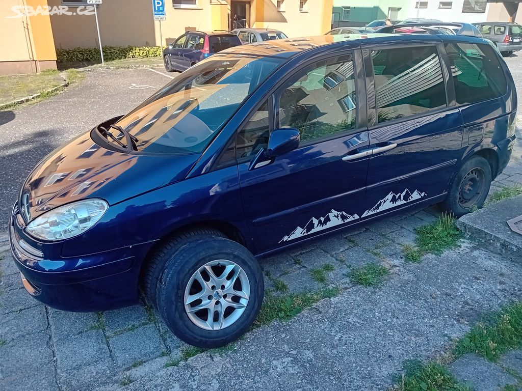 Peugeot 807. Motor 2.0 l 103KW benzin+LPG