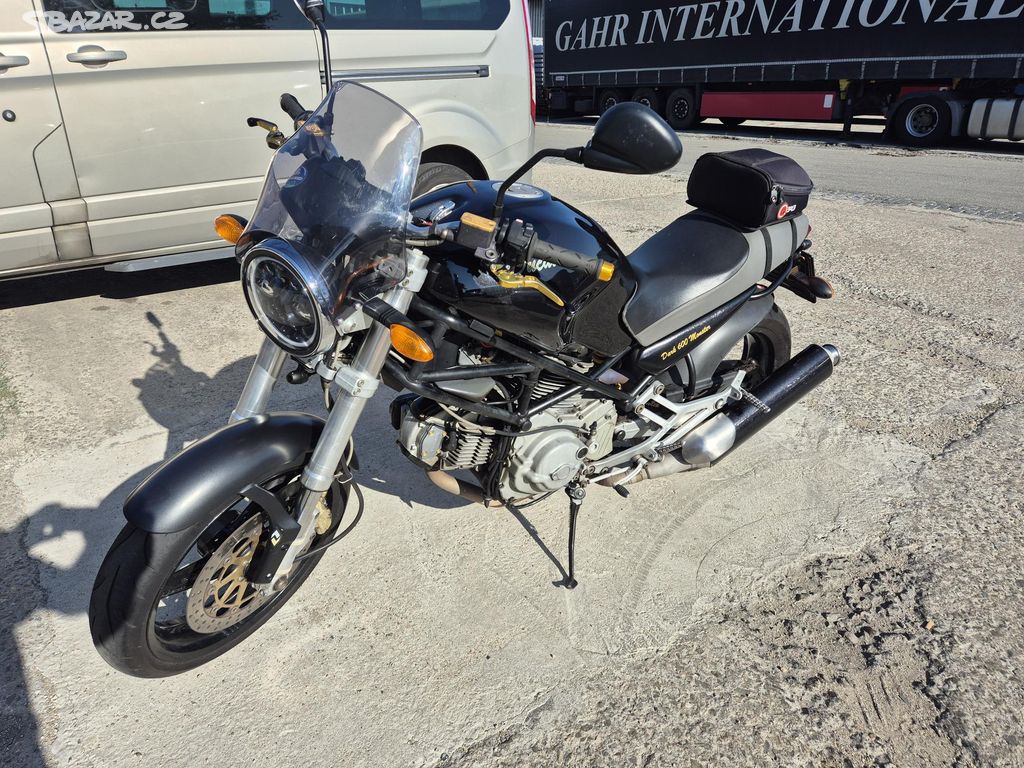 DUCATI Monster 600 Dark