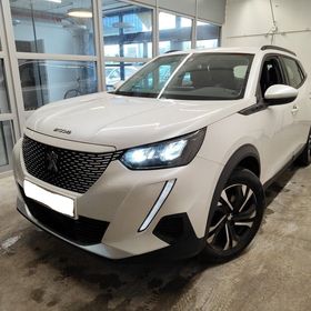 Obrázek k inzerátu: Elektromobil Peugeot 2008 Allure