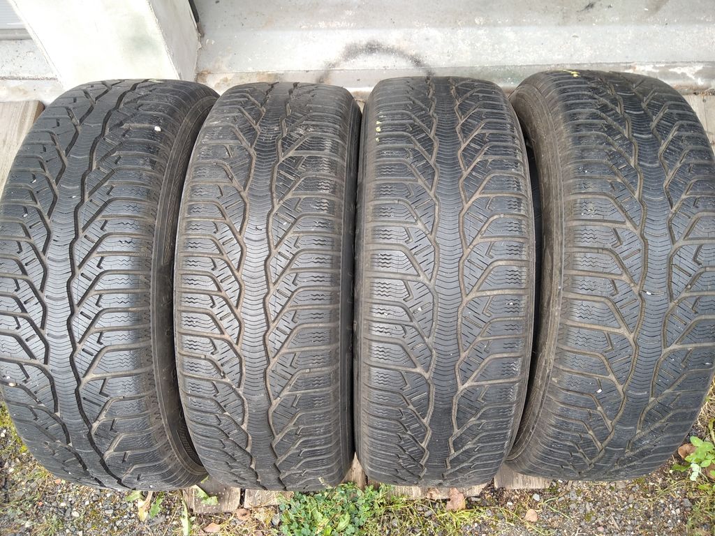 Zimní 205/60 R16 92H Kleber HP2