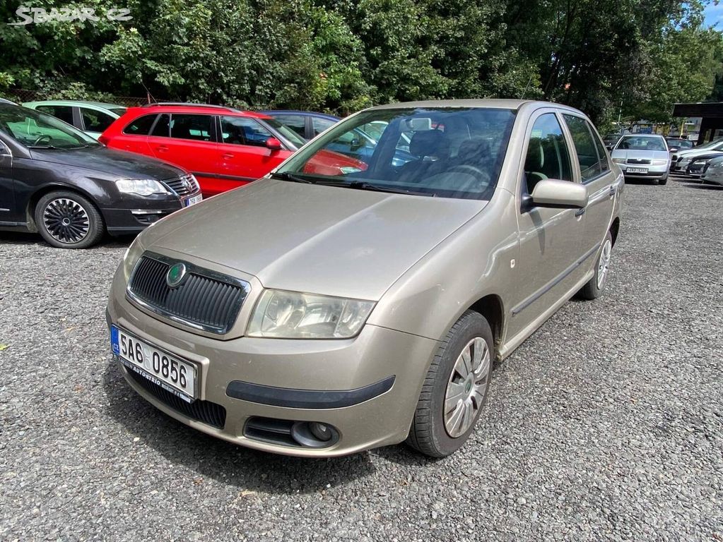 Škoda Fabia Sedan 1.2HTP 47kW el.okna serviska ČR