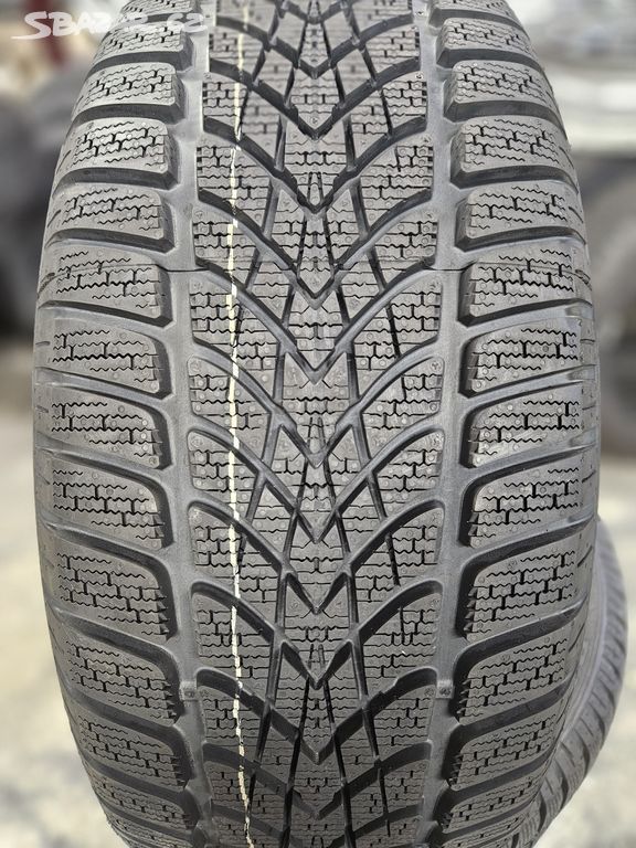 225/50 R17 98H Dunlop SP WINTER SPORT 4D - NEJETÉ