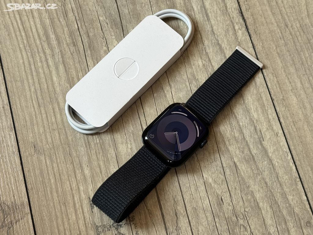 APPLE WATCH series 9 - 45mm JAKO NOVÉ - ZÁRUKA