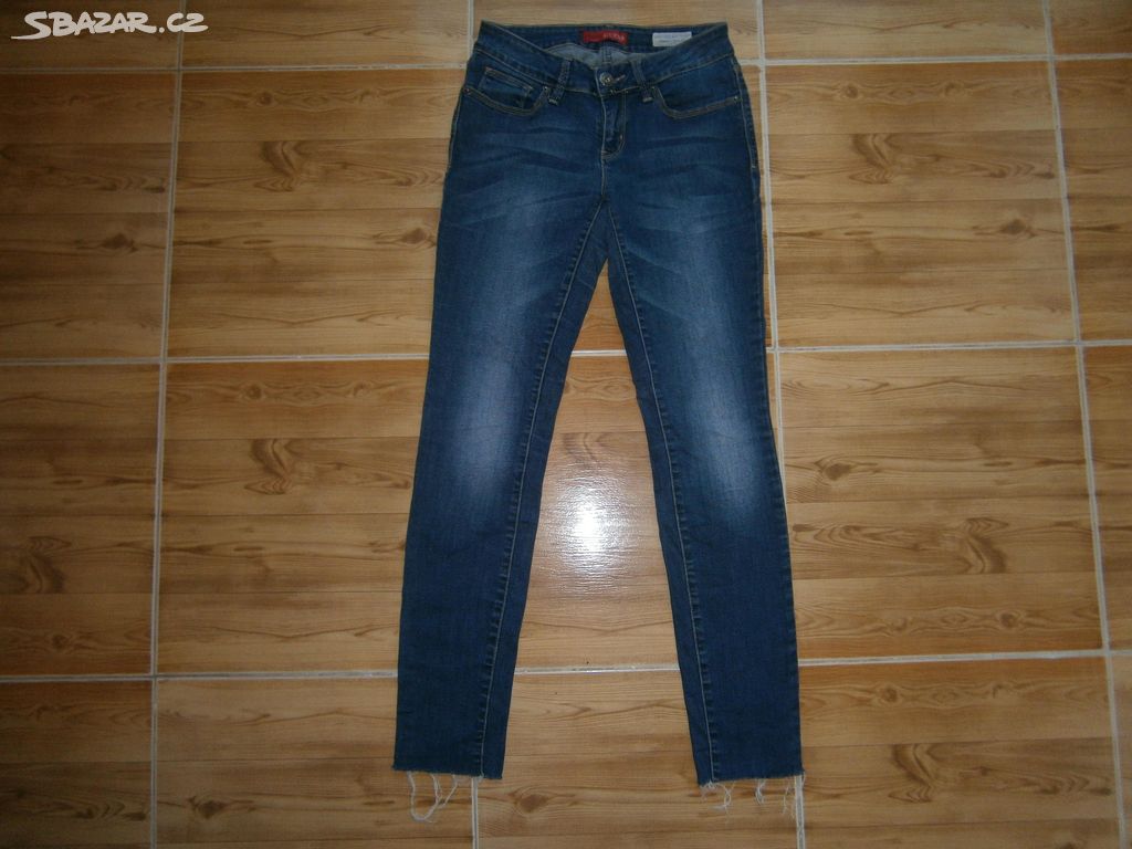 Skinny rifle značky GUESS, vel.26