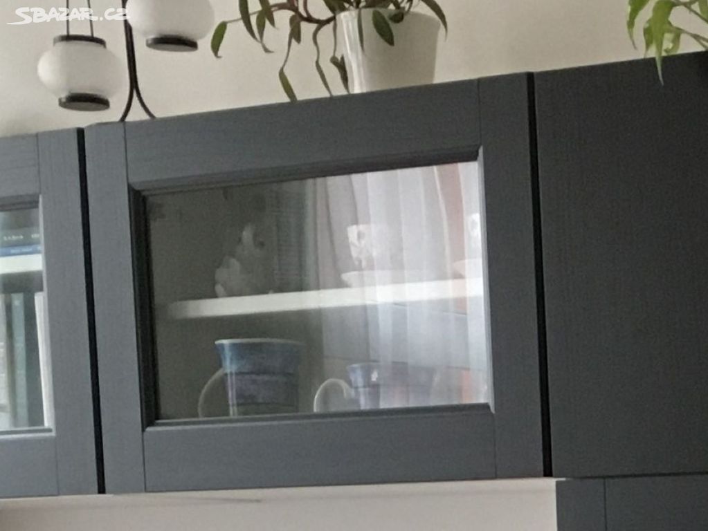 dvířka k nábytku Ikea Besta