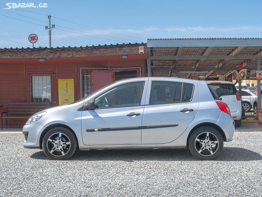 Renault Clio 1.2i 55KW SERVIS