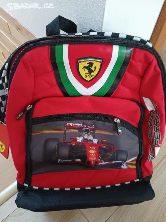 Nový školní batoh taška aktovka Ferrari