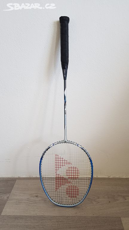 Badmintonová raketa Yonex Nanoray 20