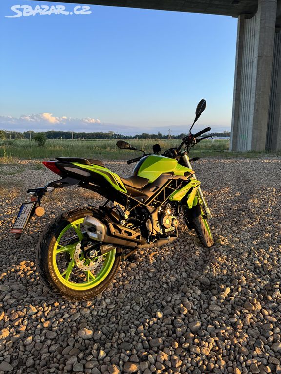 Benelli BN 125 TOP STAV 2021