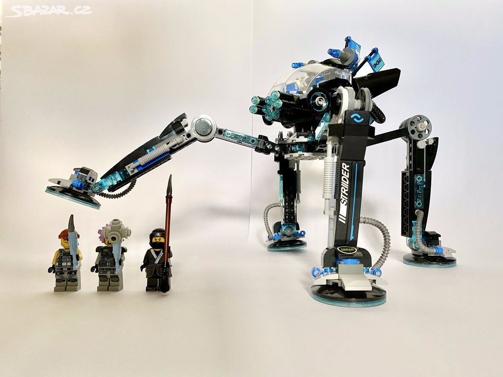 LEGO 70611 Ninjago Water Strider, Vodní chodec