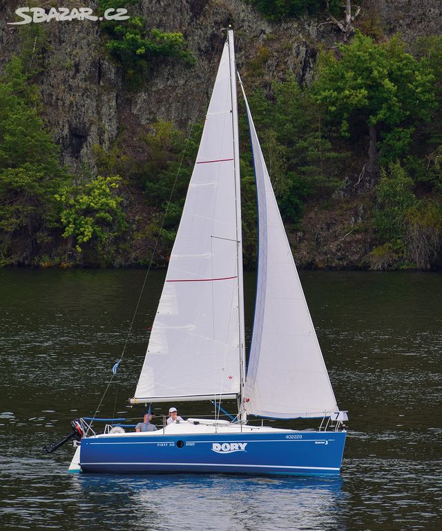 Kajutová plachetnice Beneteau First 210 Spirit