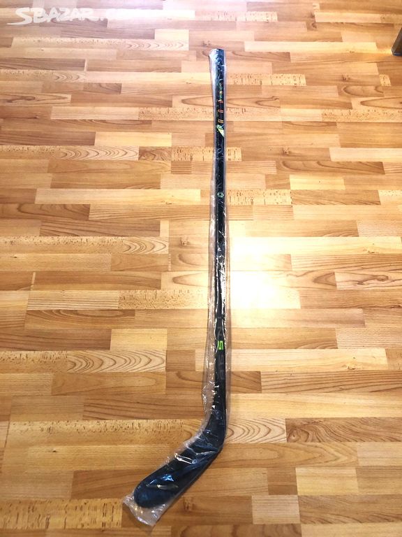 hůl Bauer Vapor Ag5nt, flex 87, levá 28