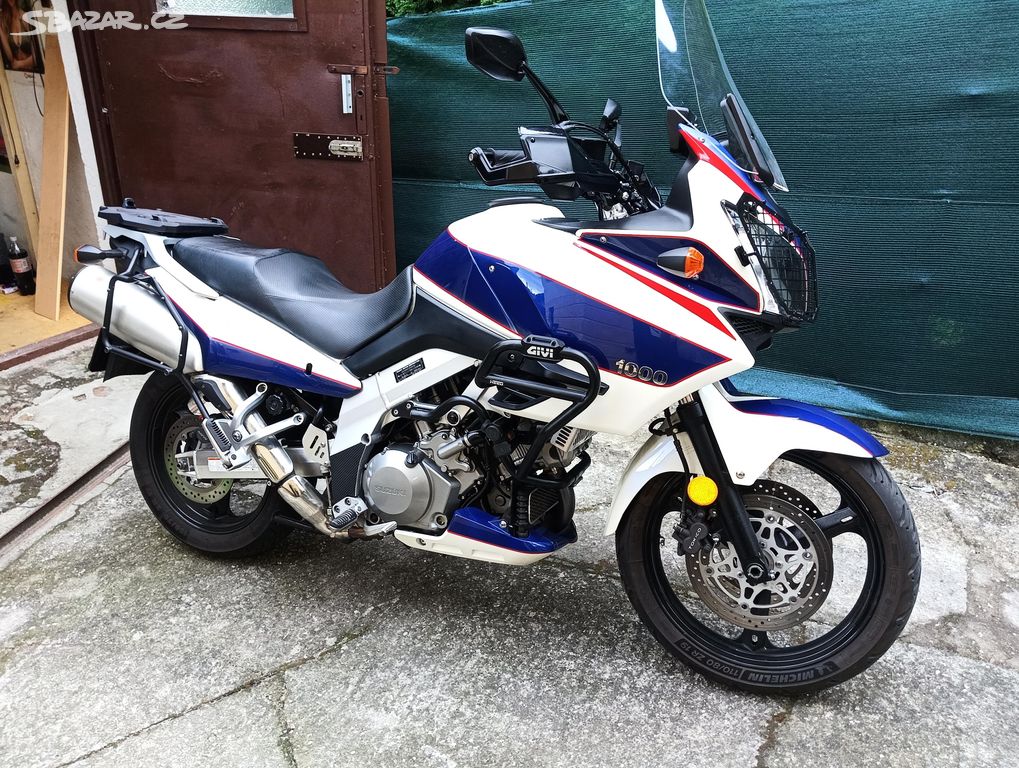 Motorka Suzuki Vstrom 1000