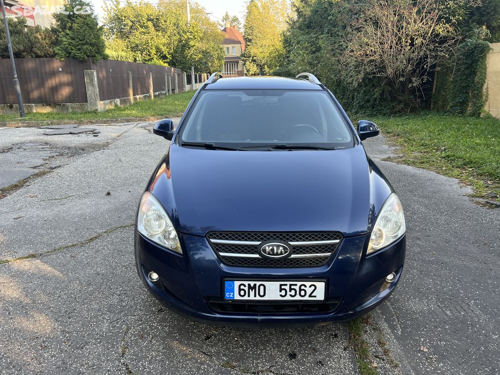 Kia ceed 1.4 16v najeto 99tis Km nové rozvody