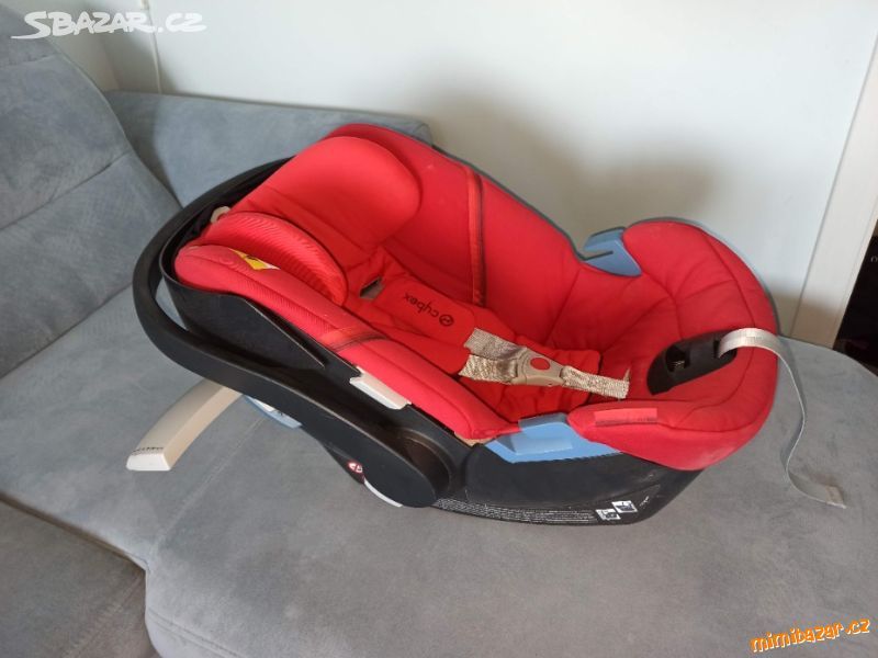 Autosedačka pro miminko Cybex Aton 5 Rebel Red