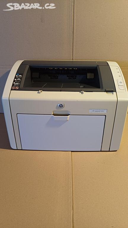 tiskárna HP Laserjet 1022|najeto 8tis.| nový toner