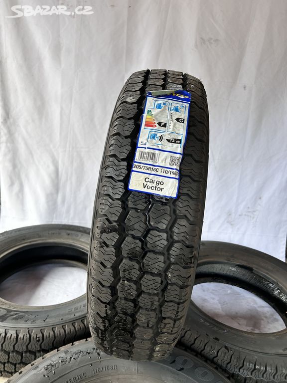 Nové celoroční pneumatiky Goodyear 205/75/16C