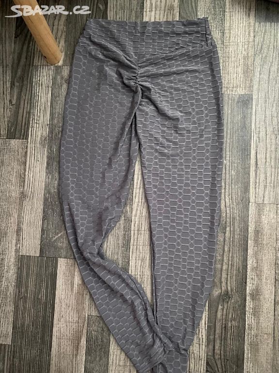 Luxusní legíny push-up vel.38/40/M/L