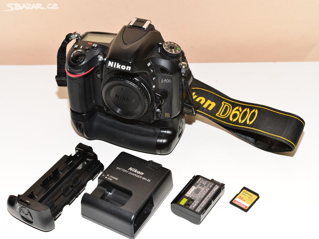 Nikon D600 FX + Battery Grip