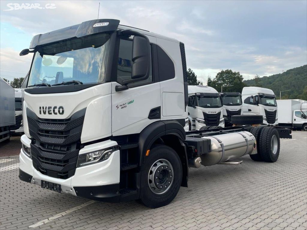 Iveco, S-WAY 190S40/P LNG podvozek 4x