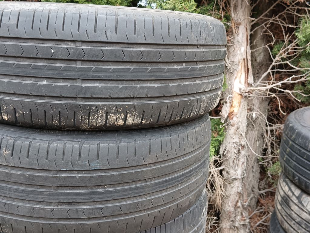 2 Letní pneu 215/55 R17 94V, 2x Letní Continental