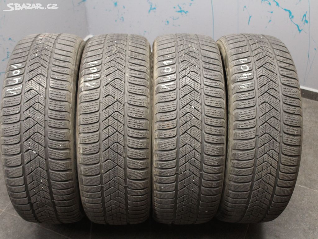 Z1401 Zimní sada pneu Pirelli 215/50/18