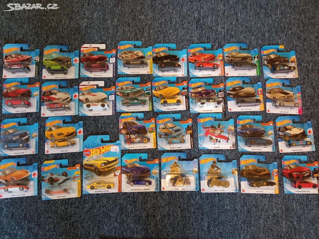 MODELY AUTÍČEK HOT WHEELS