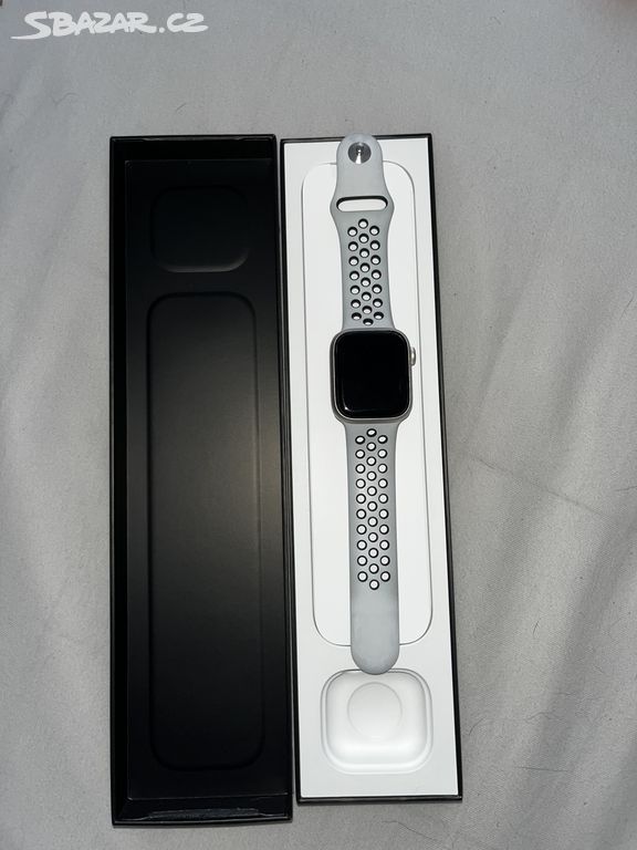 Hodinky Apple Watch Nike series 7 41 mm