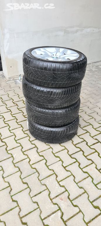 Prodám zimní pneu DUNLOP 225/50 R17