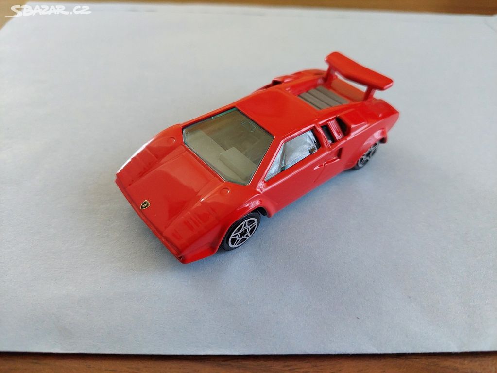 Lamborghini Countach 5000 1:43 Bburago